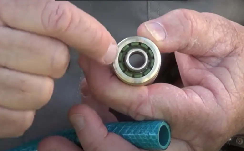 How to Remove Garden Hose Connector? GardenProfy