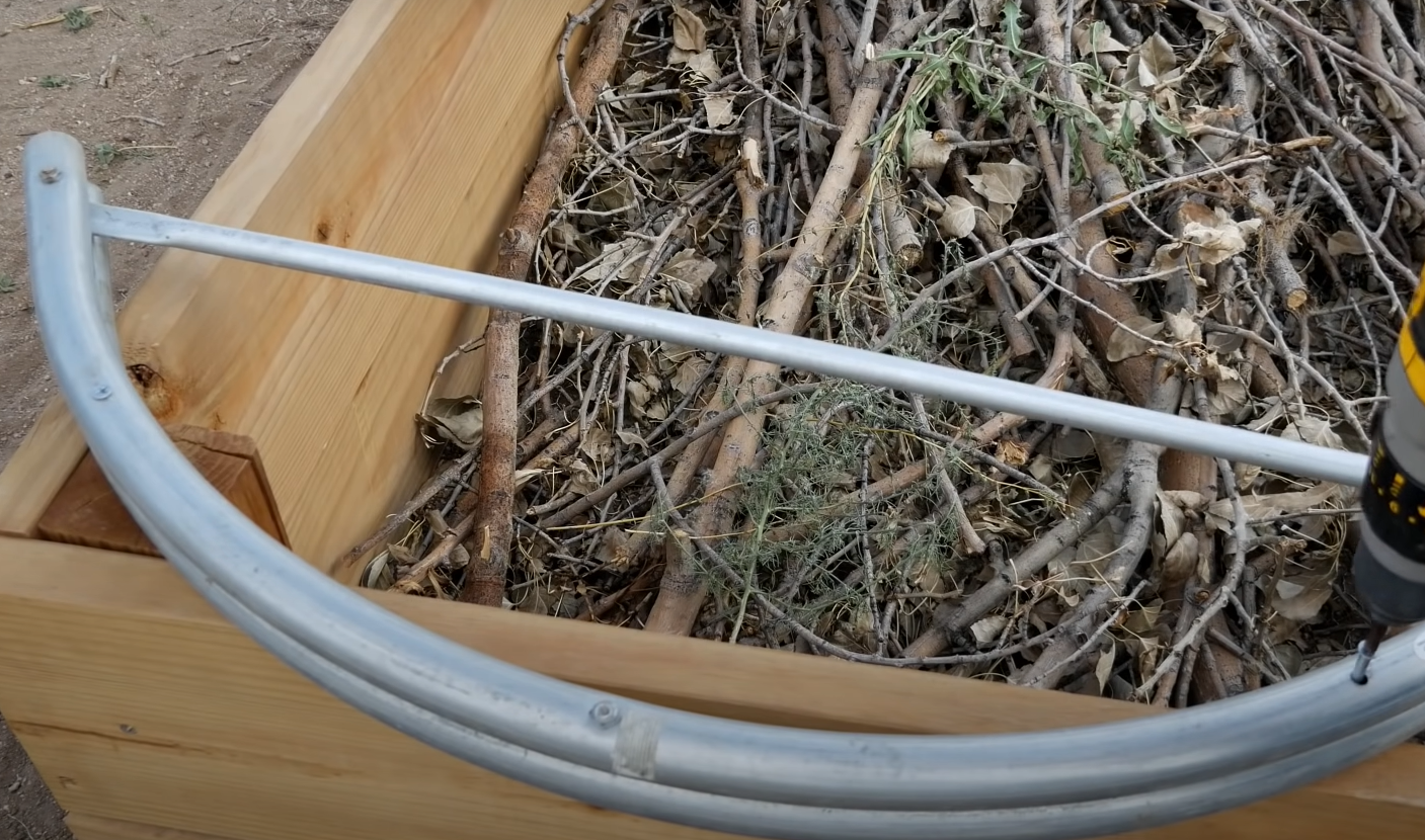 How to Make a Garden Netting Frame? GardenProfy