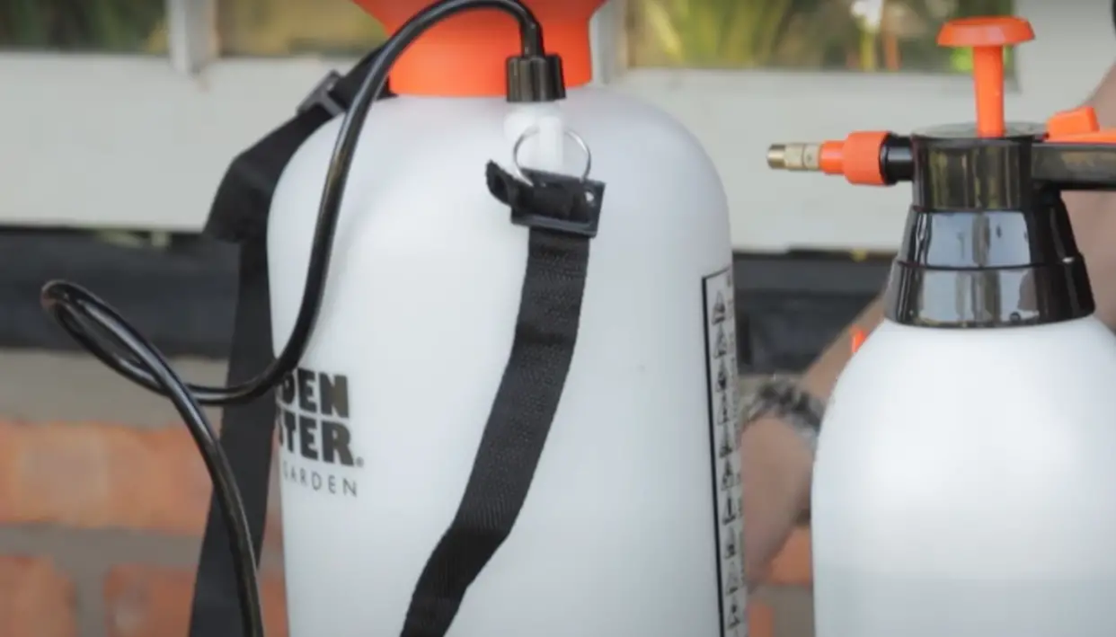 How to Use a Garden Sprayer? GardenProfy