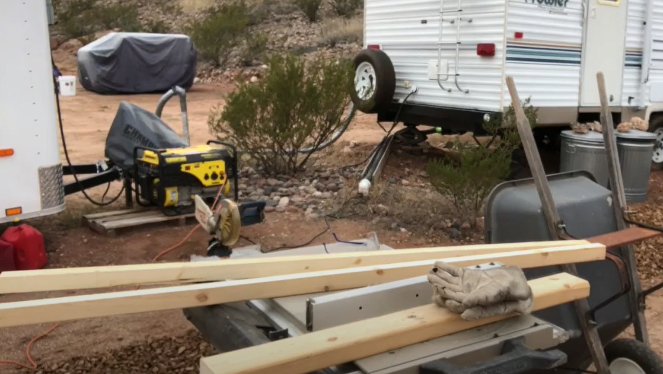 How to Make Wheelbarrow Handles? GardenProfy