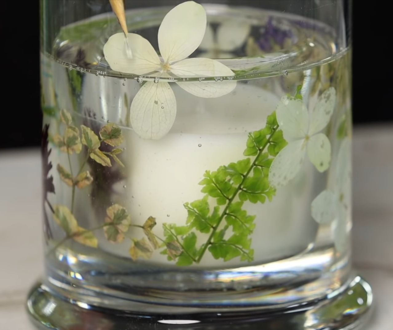 How to Make Your Yard Smell Good? GardenProfy