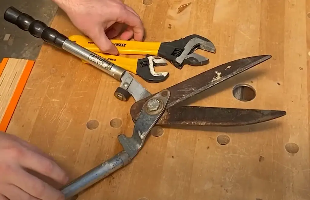 Safety Considerations When Sharpening Garden Shears