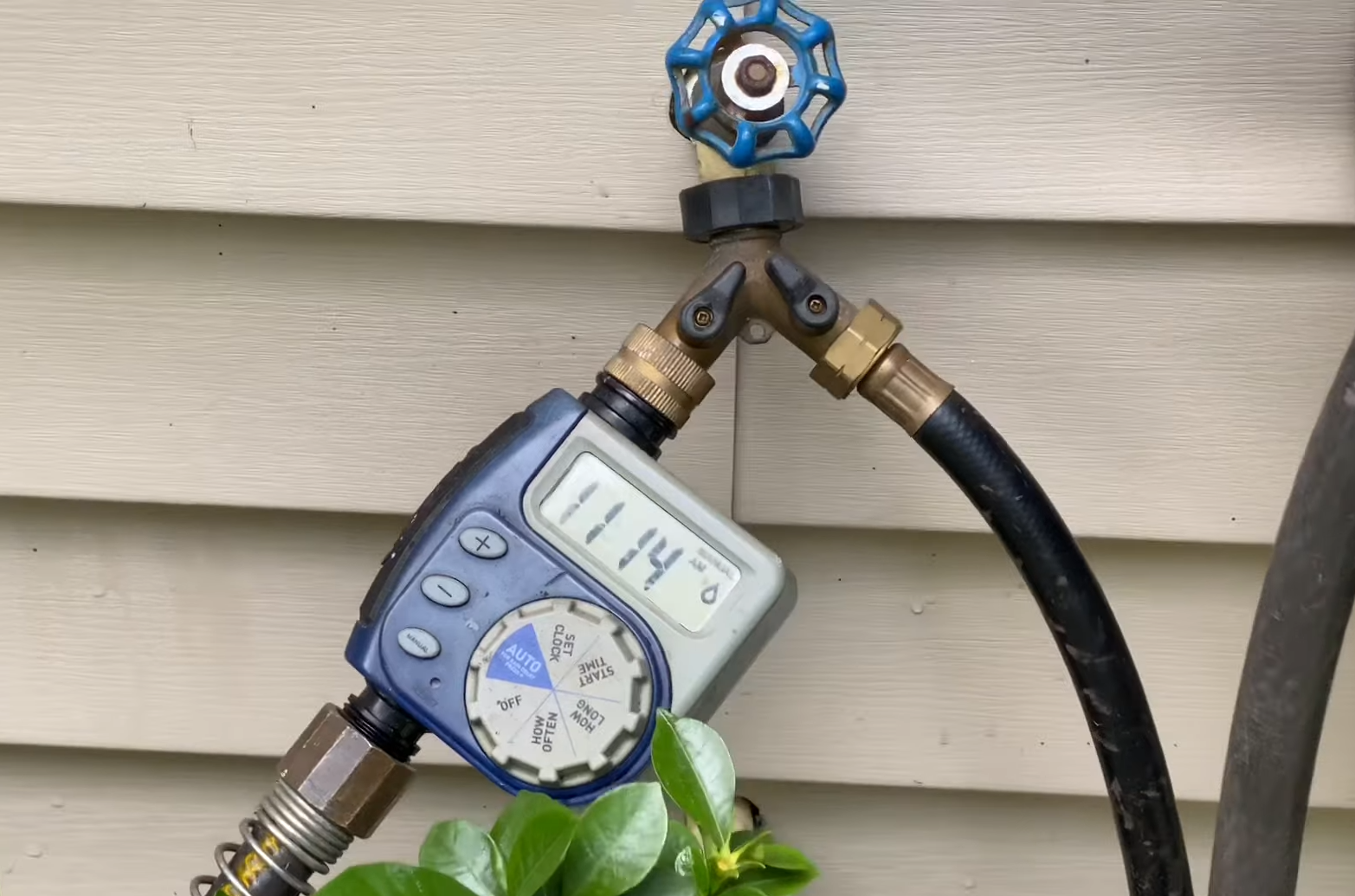 Soaker Hose vs. Sprinkler Which is Better? GardenProfy