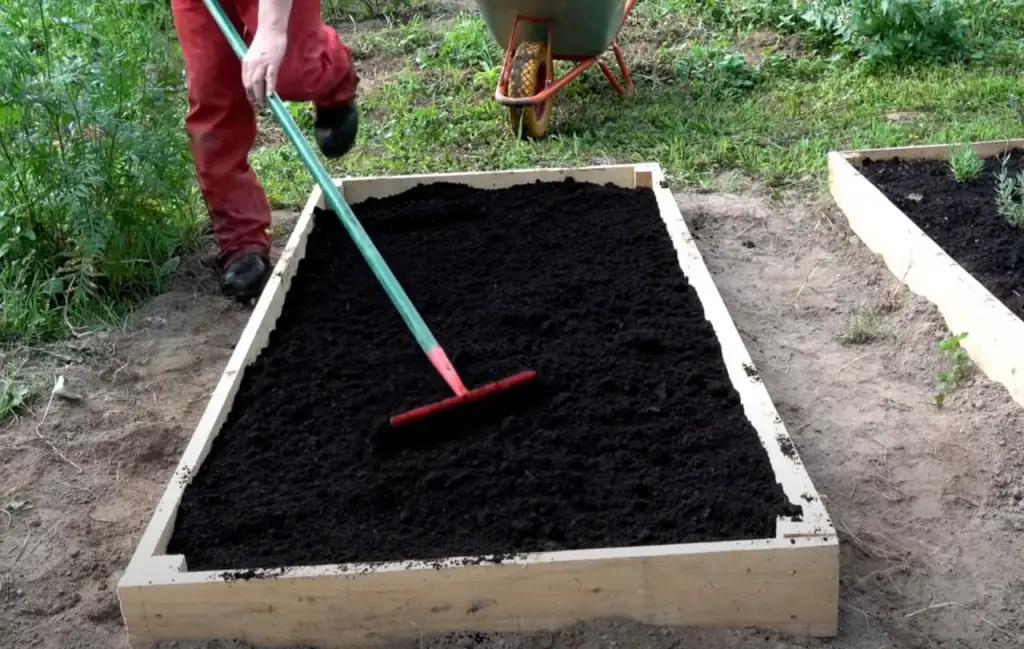 How do you amend the soil with too much clay?