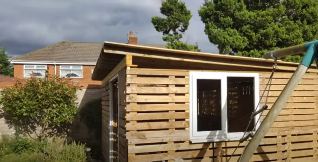 Pros and Cons of a Pallet Shed