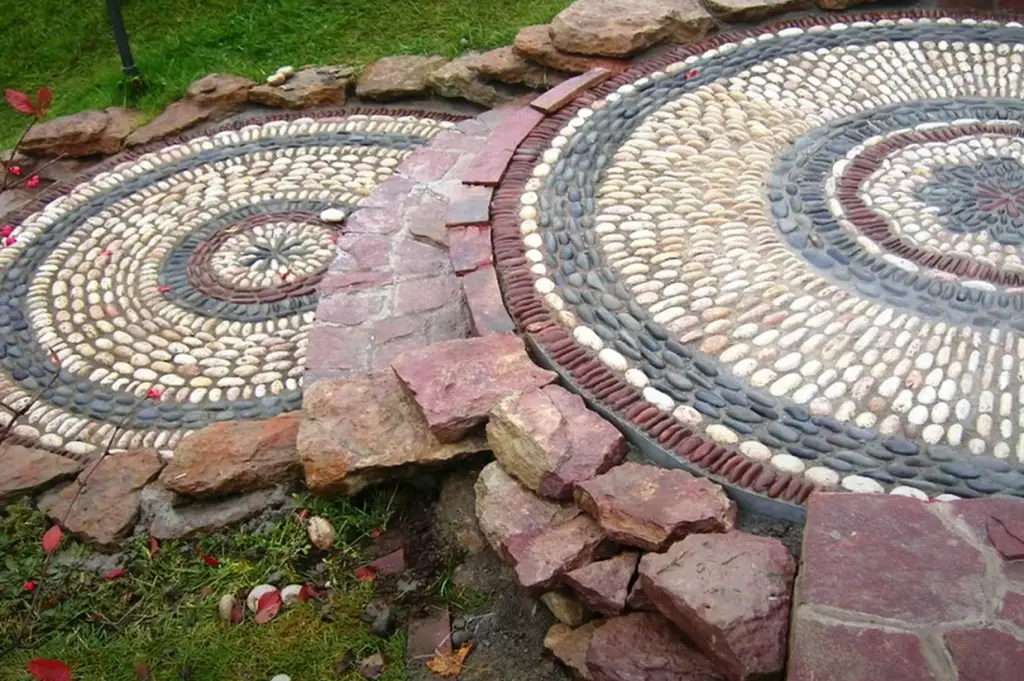 How do you landscape with pebbles?